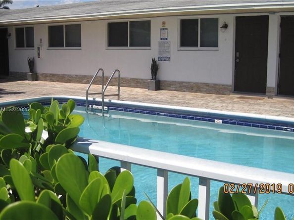 231 SW 15th St, Pompano Beach FL 33060