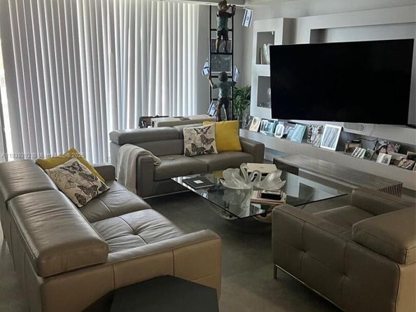 9801 Collins Ave 16U, Bal Harbour FL 33154