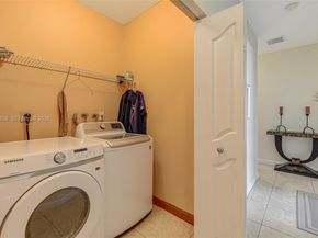 14606 SW 158th Pl, Miami FL 33196