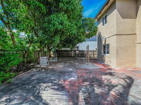14606 SW 158th Pl, Miami FL 33196