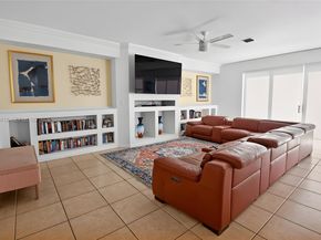 15826 NW 11th St, Pembroke Pines FL 33028