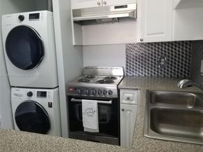 134 SW 7th Ave 402, Miami FL 33130
