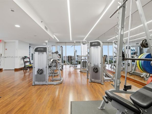 19111 Collins Ave 505, Sunny Isles Beach FL 33160