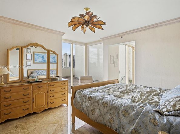 19111 Collins Ave 505, Sunny Isles Beach FL 33160