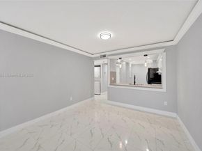 871 NE 207th Ter 4202, Miami FL 33179