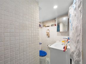 3920 SW 32nd Ave, West Park FL 33023