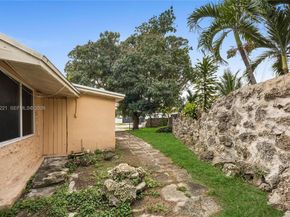 3920 SW 32nd Ave, West Park FL 33023