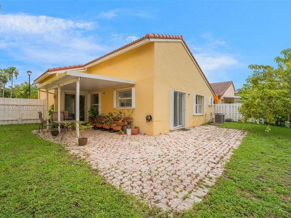 12640 NW 12th Ct, Sunrise FL 33323
