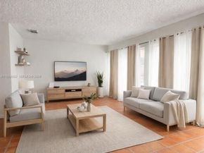 1045 NW 126th Pl, Miami FL 33182