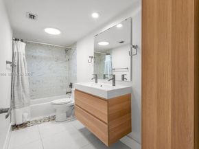 1925 NE Brickell Ave 1703, Miami FL 33129