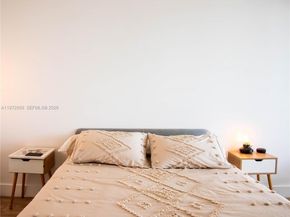 1925 NE Brickell Ave 1703, Miami FL 33129