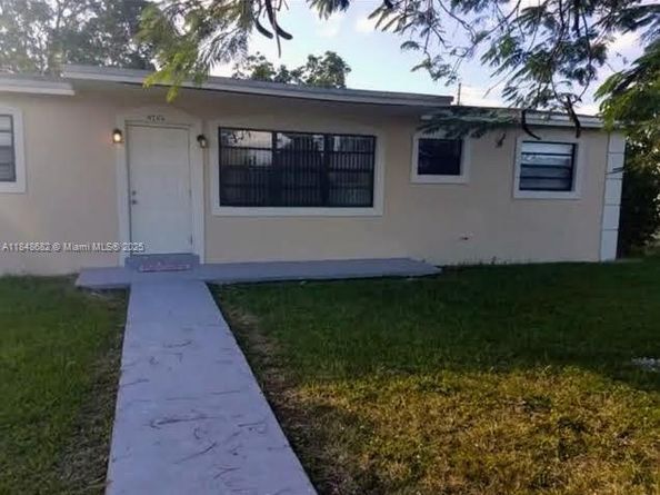 28704 SW 147th Pl, Homestead FL 33033