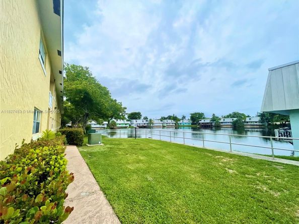 4051 NE 13th Ave 553, Oakland Park FL 33334