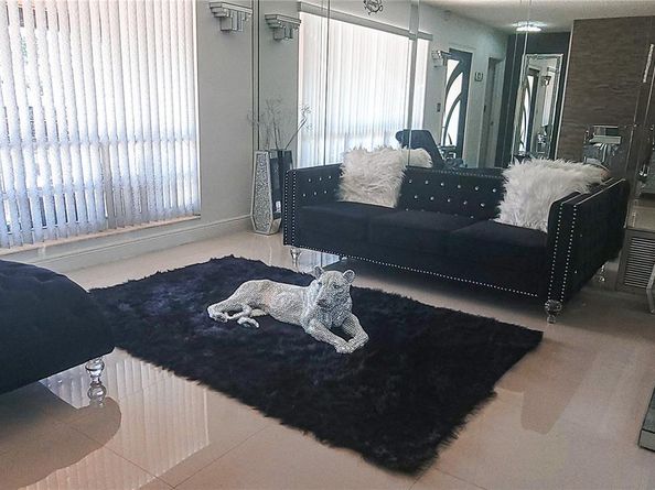 2649 Bahama Dr, Miramar FL 33023