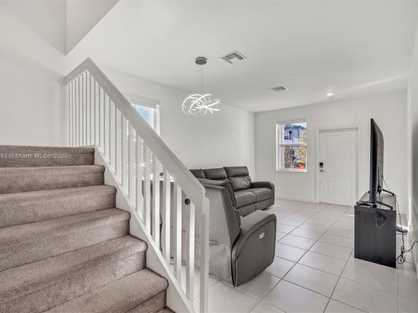 11851 NW 46th St, Coral Springs FL 33076