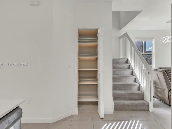 11851 NW 46th St, Coral Springs FL 33076