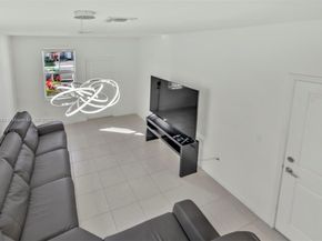 11851 NW 46th St, Coral Springs FL 33076