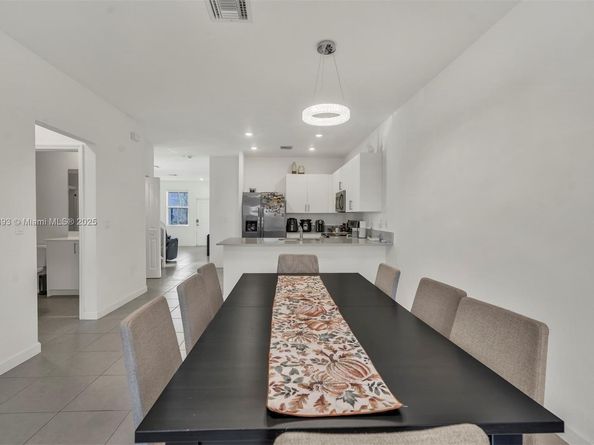 11851 NW 46th St, Coral Springs FL 33076