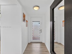 9481 Sunrise Lakes Blvd 210, Sunrise FL 33322