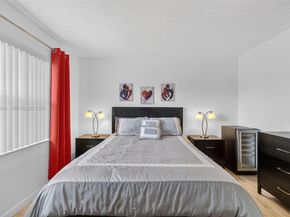 9481 Sunrise Lakes Blvd 210, Sunrise FL 33322