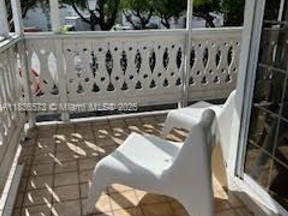 10441 Mahogany Key Cir 202, Miami FL 33196