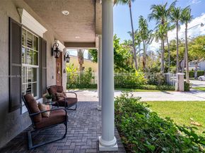 920 SE 6th St, Fort Lauderdale FL 33301