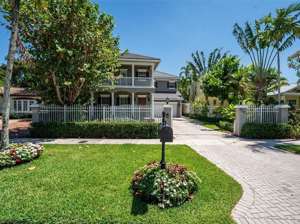 920 SE 6th St, Fort Lauderdale FL 33301