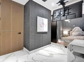 3300 NE 188th St 210, Aventura FL 33180