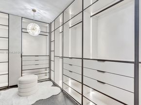 3300 NE 188th St 210, Aventura FL 33180