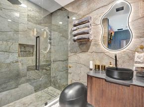 3300 NE 188th St 210, Aventura FL 33180