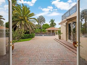 11071 SW 28th St, Miami FL 33165