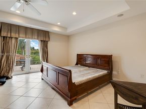 11071 SW 28th St, Miami FL 33165
