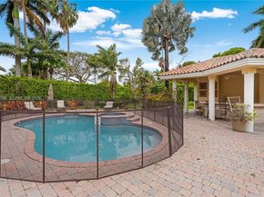 11071 SW 28th St, Miami FL 33165