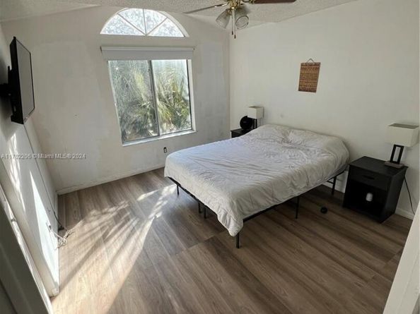 1156 Coral Club Dr 1156, Coral Springs FL 33071