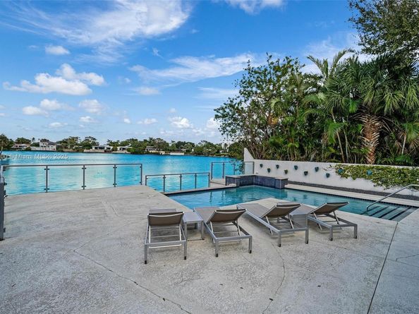 2091 NE 191st Dr, North Miami Beach FL 33179