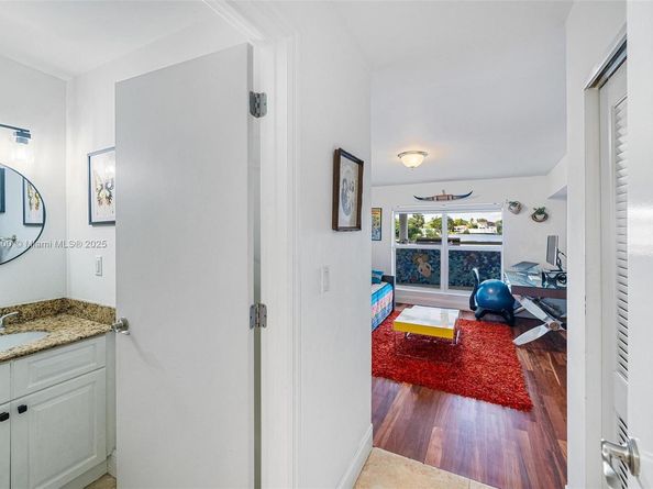 2091 NE 191st Dr, North Miami Beach FL 33179