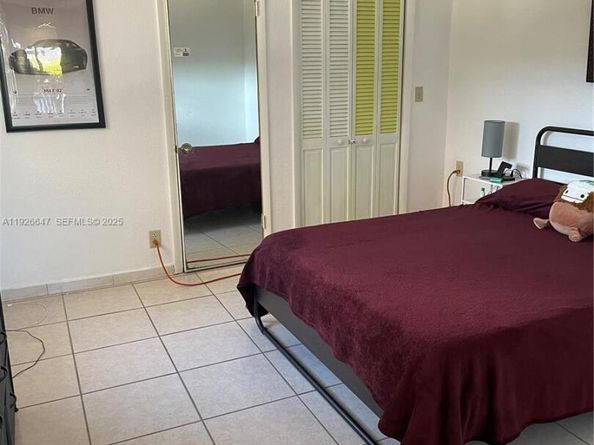 4635 SW 95th Ave, Miami FL 33165