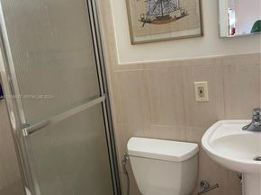 4635 SW 95th Ave, Miami FL 33165