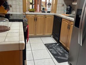 4635 SW 95th Ave, Miami FL 33165