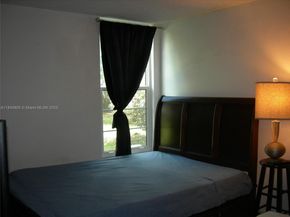 8841 W Flagler St 103, Miami FL 33174
