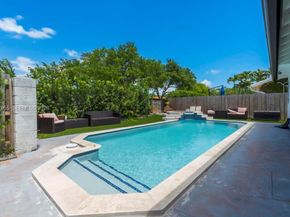 8611 SW 82nd Ter, Miami FL 33143