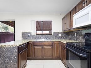 8360 NW 8th St 112, Miami FL 33126