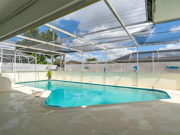 7311 Biltmore Blvd, Miramar FL 33023