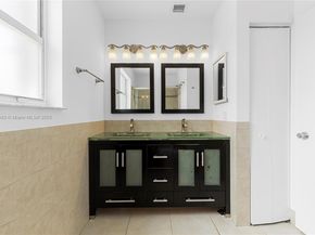 1445 NW 154th Ln, Pembroke Pines FL 33028
