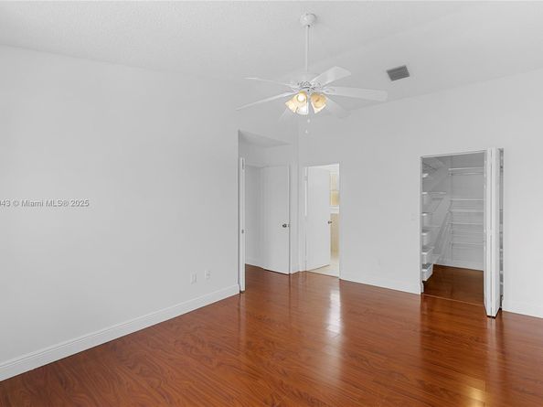 1445 NW 154th Ln, Pembroke Pines FL 33028