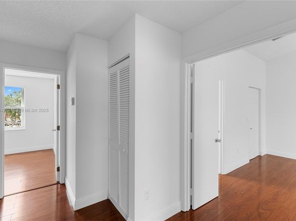 1445 NW 154th Ln, Pembroke Pines FL 33028