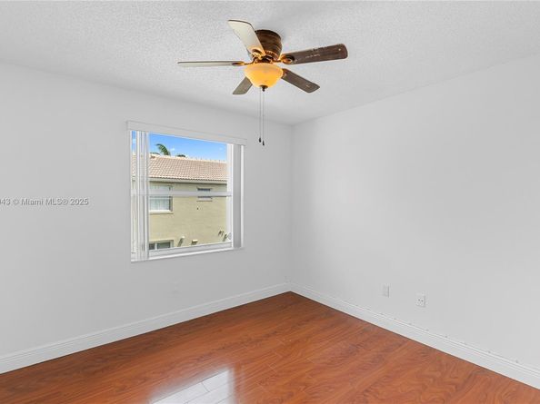 1445 NW 154th Ln, Pembroke Pines FL 33028