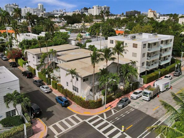 717 Espanola Way 204, Miami Beach FL 33139