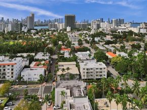 717 Espanola Way 204, Miami Beach FL 33139