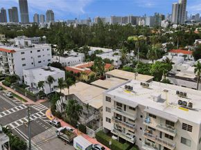 717 Espanola Way 204, Miami Beach FL 33139